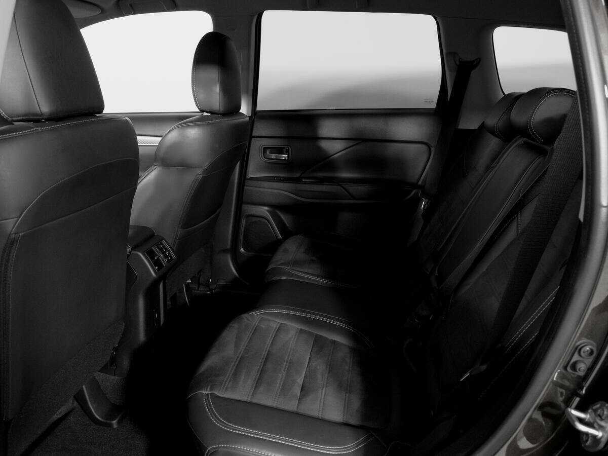 Митсубиши Оутлэндер б/у, 2021, Вариатор. Фото: #9