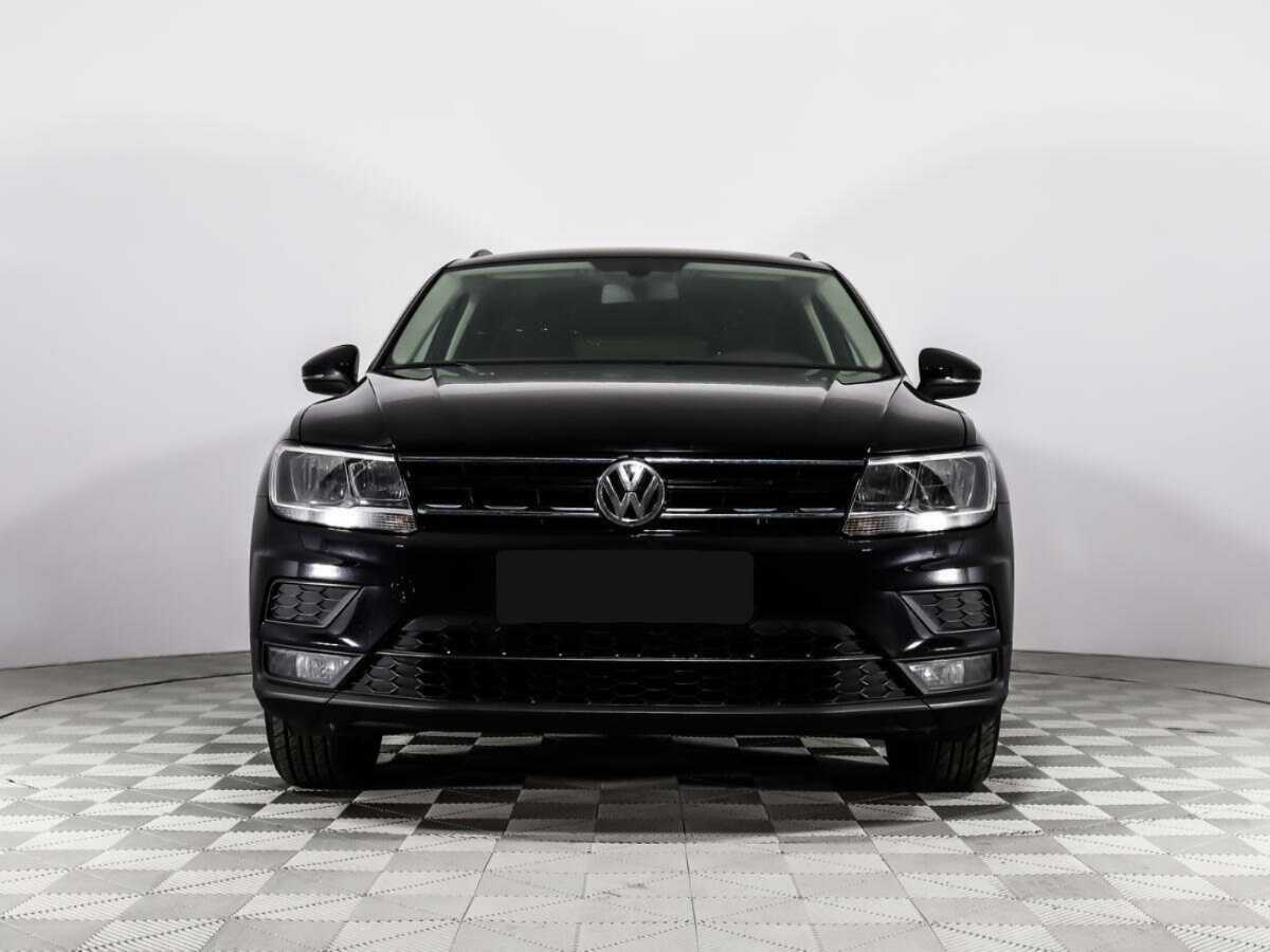 Volkswagen Tiguan б/у, 2020, Механическая. Фото: #1