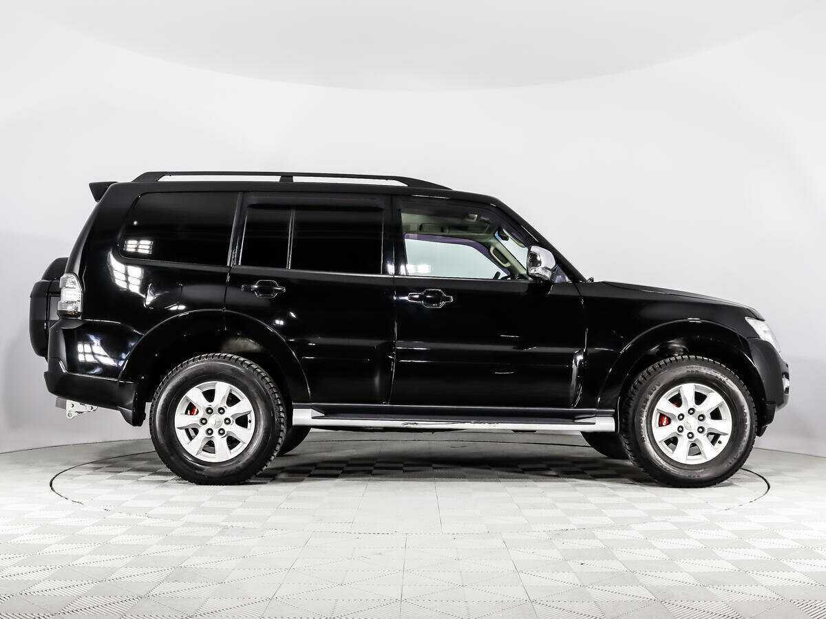 Митсубиши Паджеро б/у, 2015, Автоматическая. Фото: #3