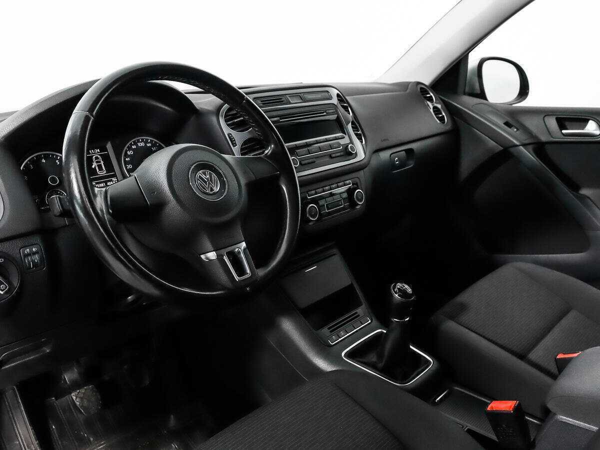 Volkswagen Tiguan б/у, 2014, Механическая. Фото: #8