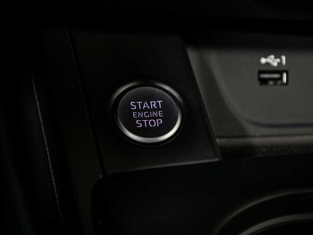 Audi A4 б/у, 2020, Роботизированная. Фото: #15