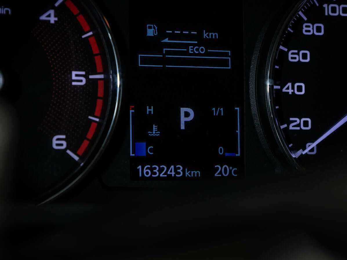 Митсубиши Паджеро Спорт б/у, 2018, Автоматическая. Фото: #11