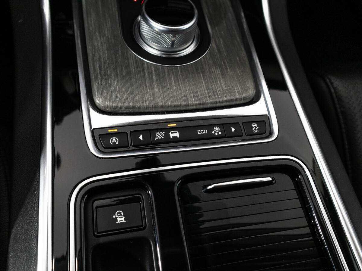 Jaguar XF б/у, 2016, Автоматическая. Фото: #21