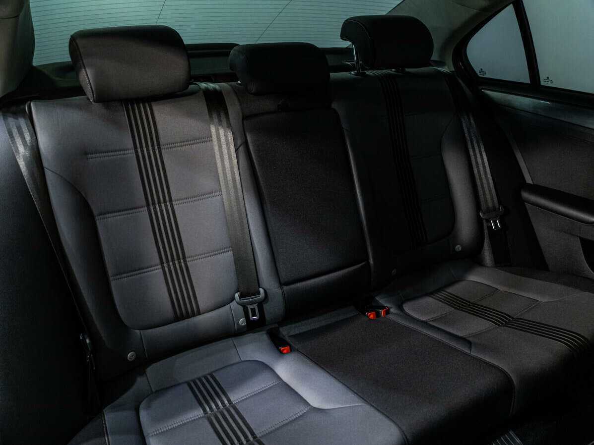 Volkswagen Jetta б/у, 2016, Автоматическая. Фото: #8