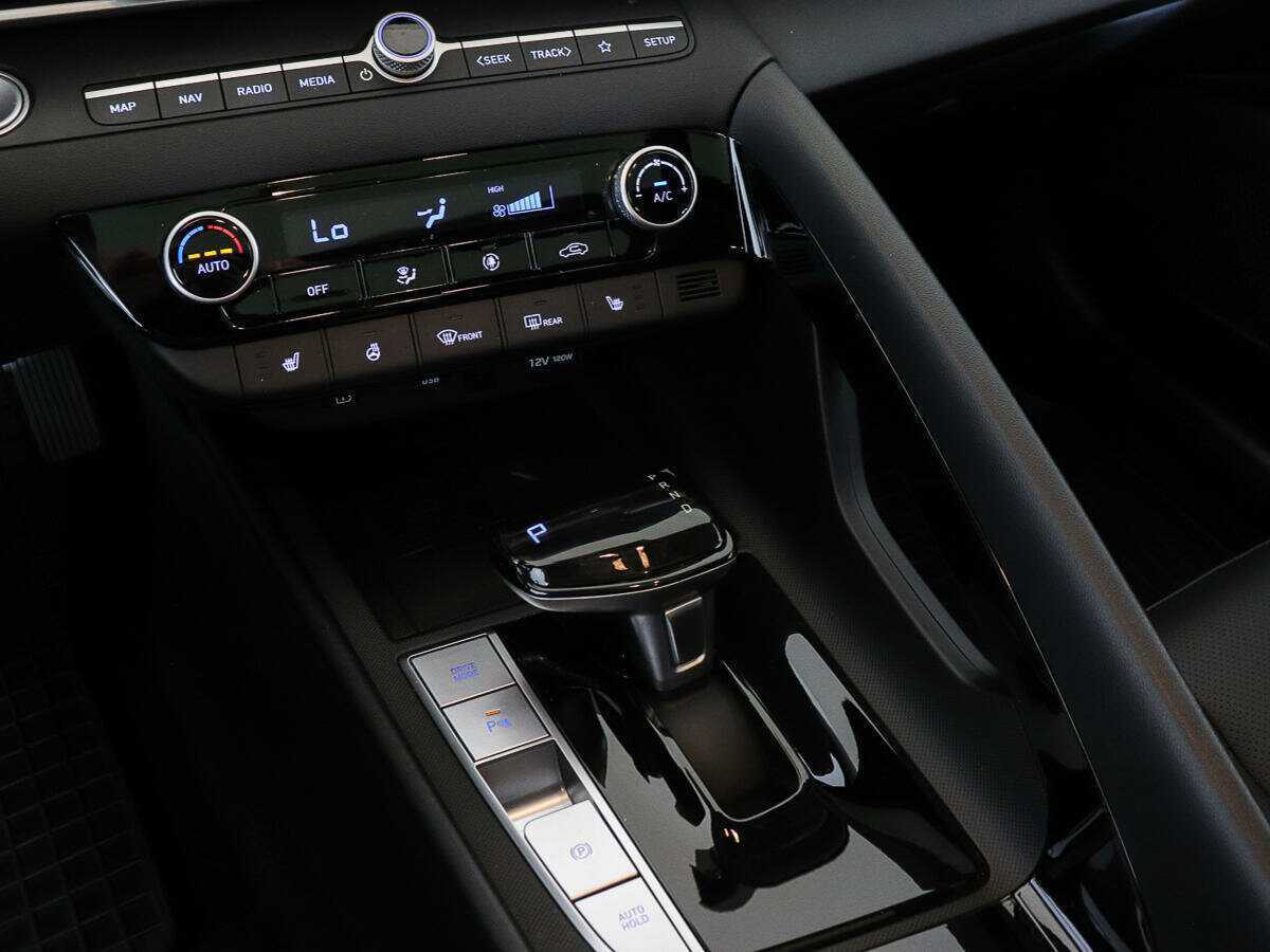 Hyundai Elantra б/у, 2024, Вариатор. Фото: #12