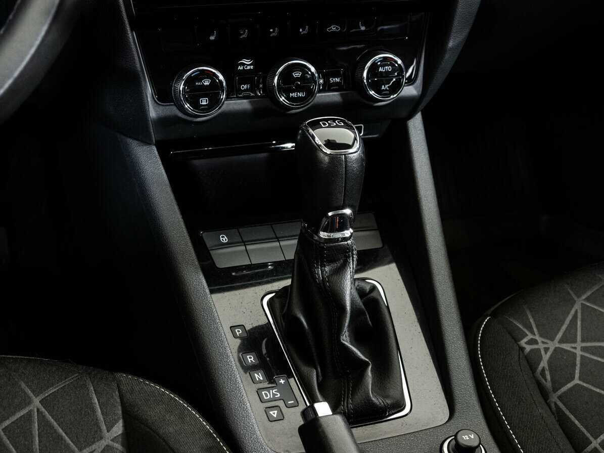 Шкода Октавия б/у, 2019, Роботизированная. Фото: #11