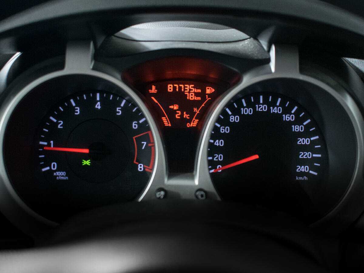 Ниссан Жук б/у, 2013, Механическая. Фото: #10