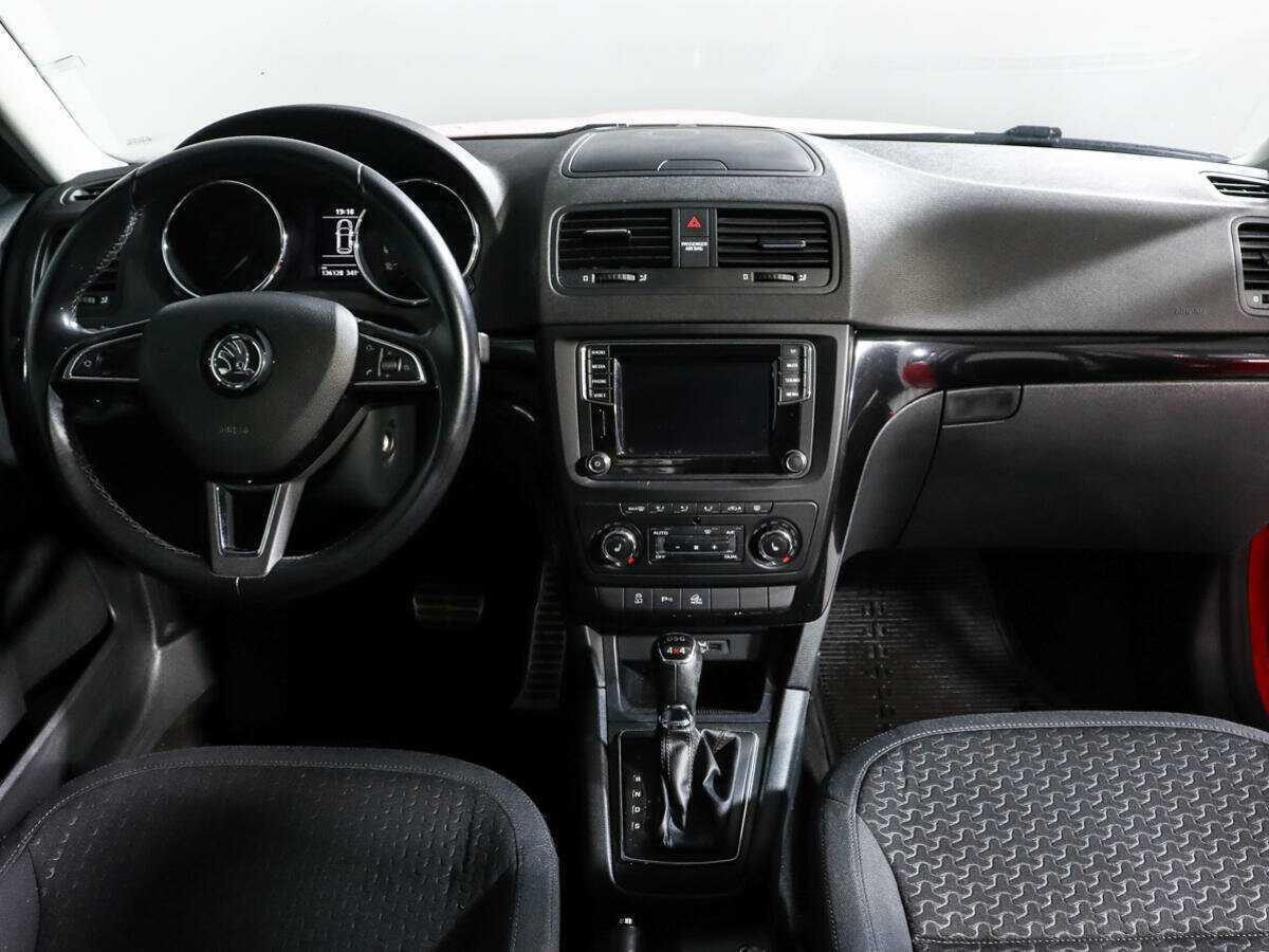 Шкода Йети б/у, 2015, Роботизированная. Фото: #11