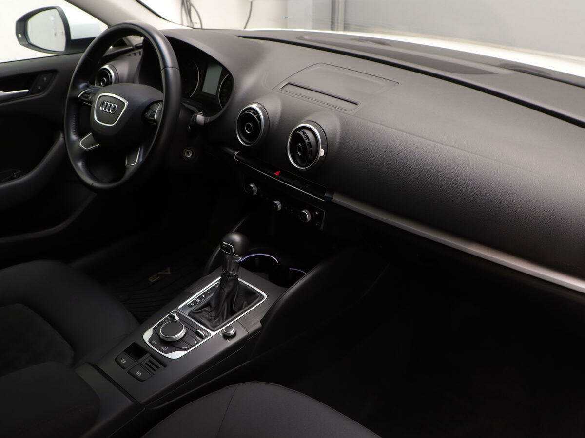 Ауди А3 б/у, 2015, Роботизированная. Фото: #6
