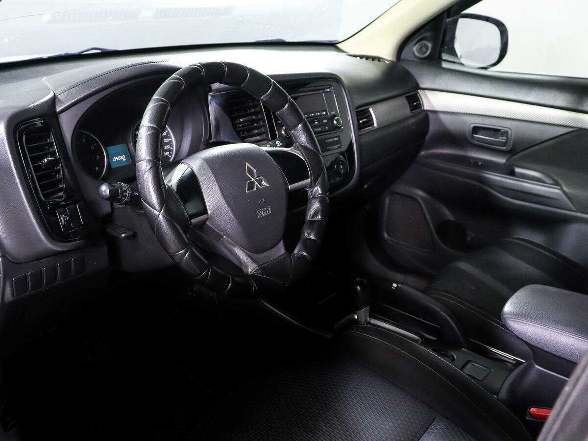 Митсубиши Оутлэндер б/у, 2018, Вариатор. Фото: #11