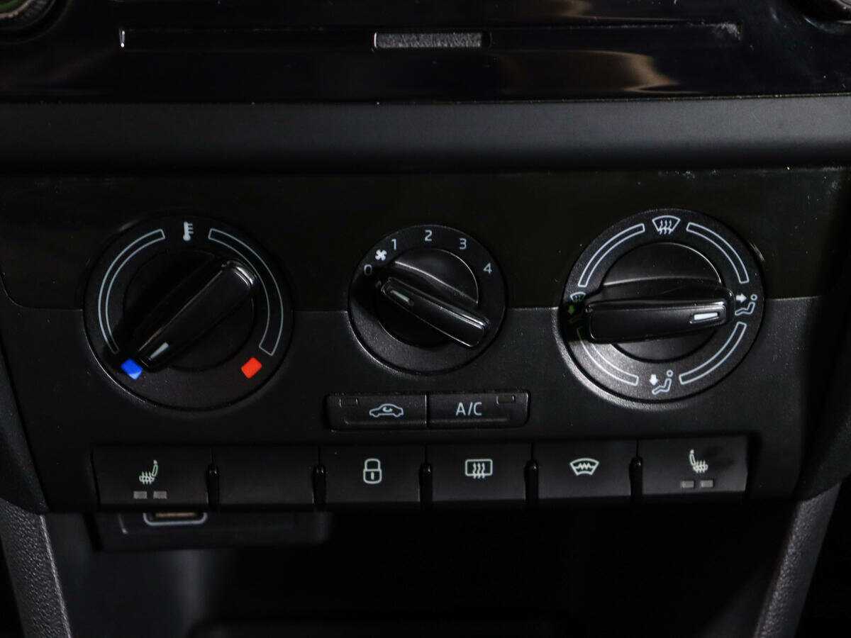 Шкода Рапид б/у, 2019, Механическая. Фото: #13