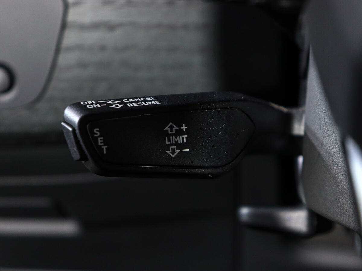 Ауди А4 б/у, 2016, Роботизированная. Фото: #14