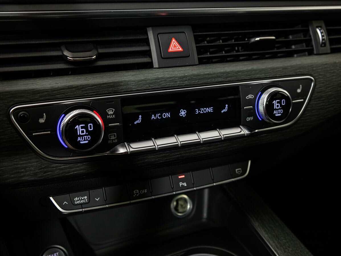 Ауди А4 б/у, 2019, Роботизированная. Фото: #12