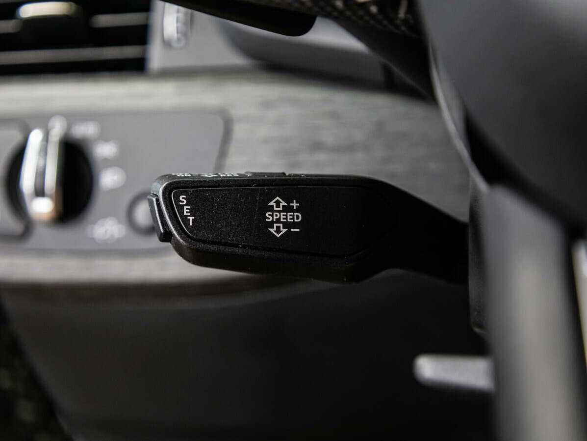 Ауди А4 б/у, 2019, Роботизированная. Фото: #16