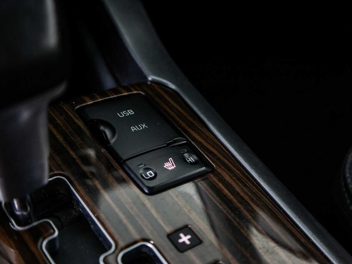 Kia Mohave б/у, 2017, Автоматическая. Фото: #16