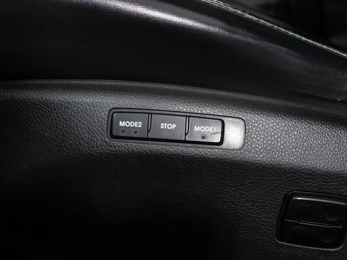 Hyundai Grandeur б/у, 2013, Автоматическая. Фото: #16