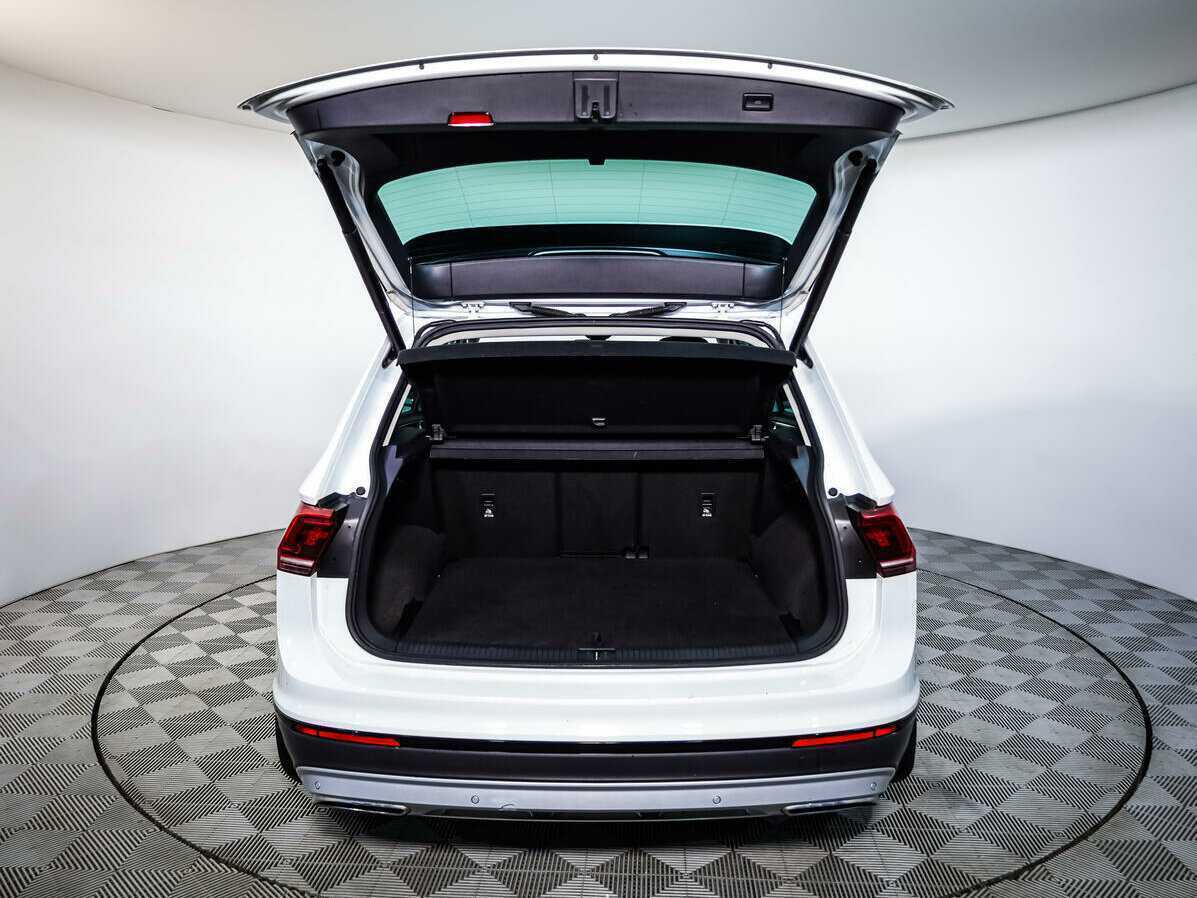 Volkswagen Tiguan б/у, 2019, Роботизированная. Фото: #17