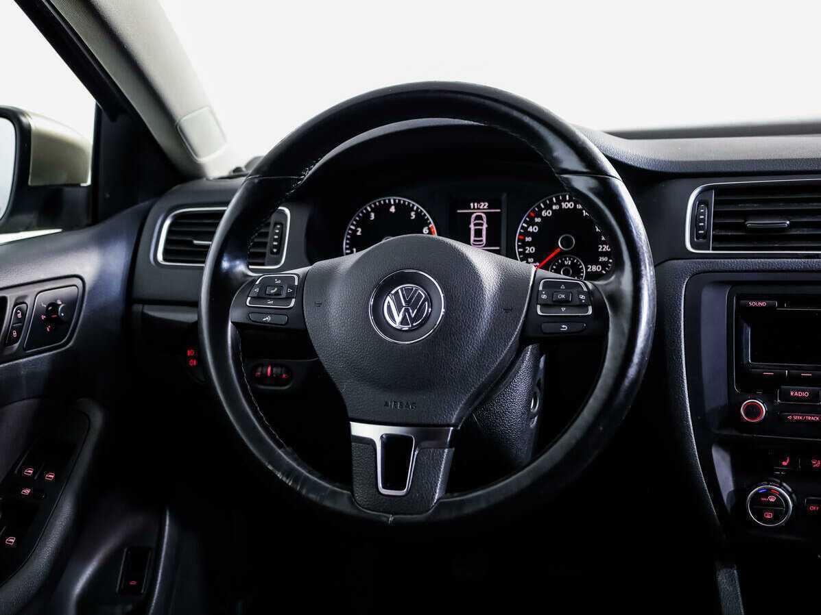 Volkswagen Jetta б/у, 2012, Механическая. Фото: #9