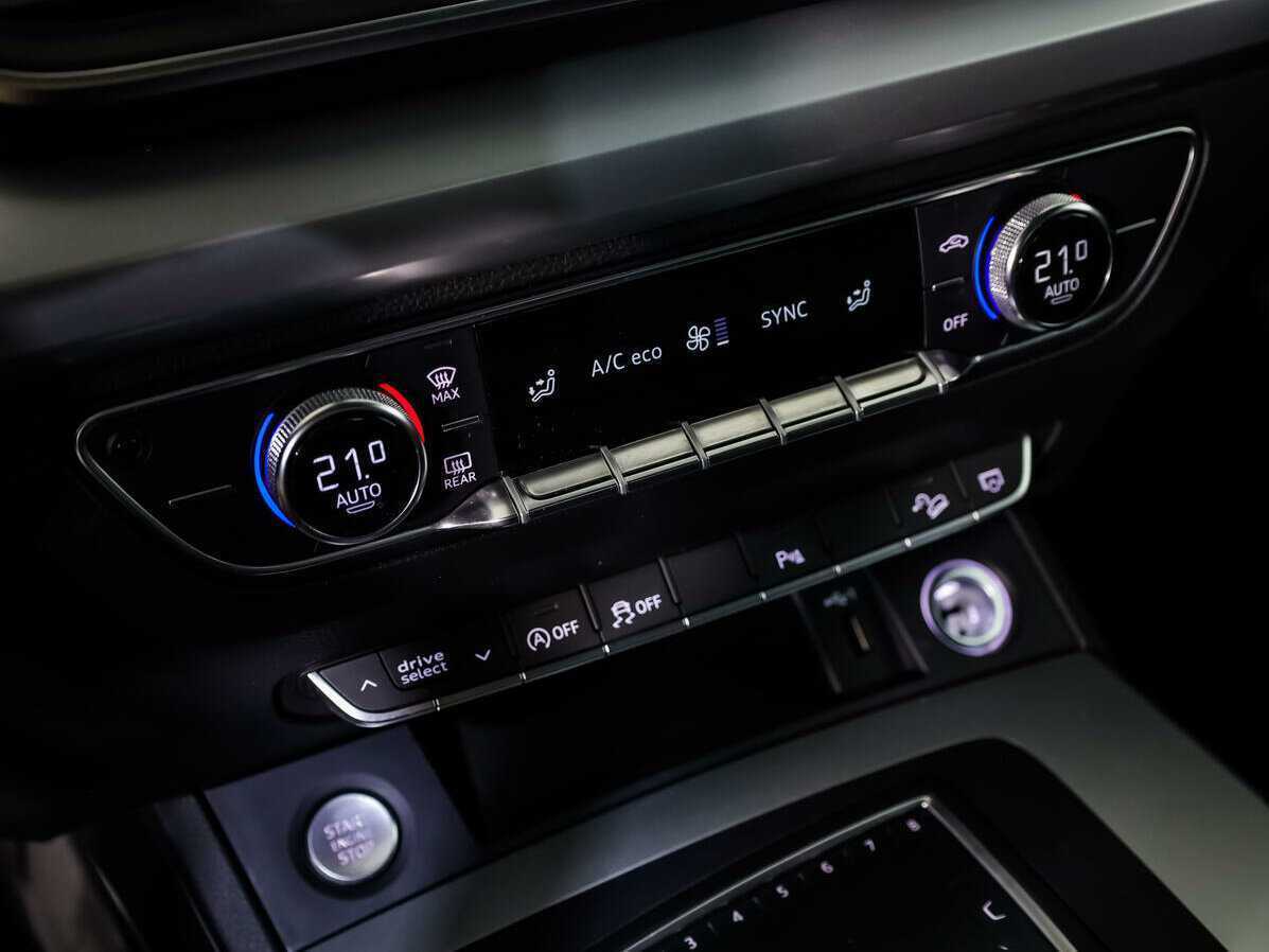 Ауди К5 б/у, 2018, Роботизированная. Фото: #13