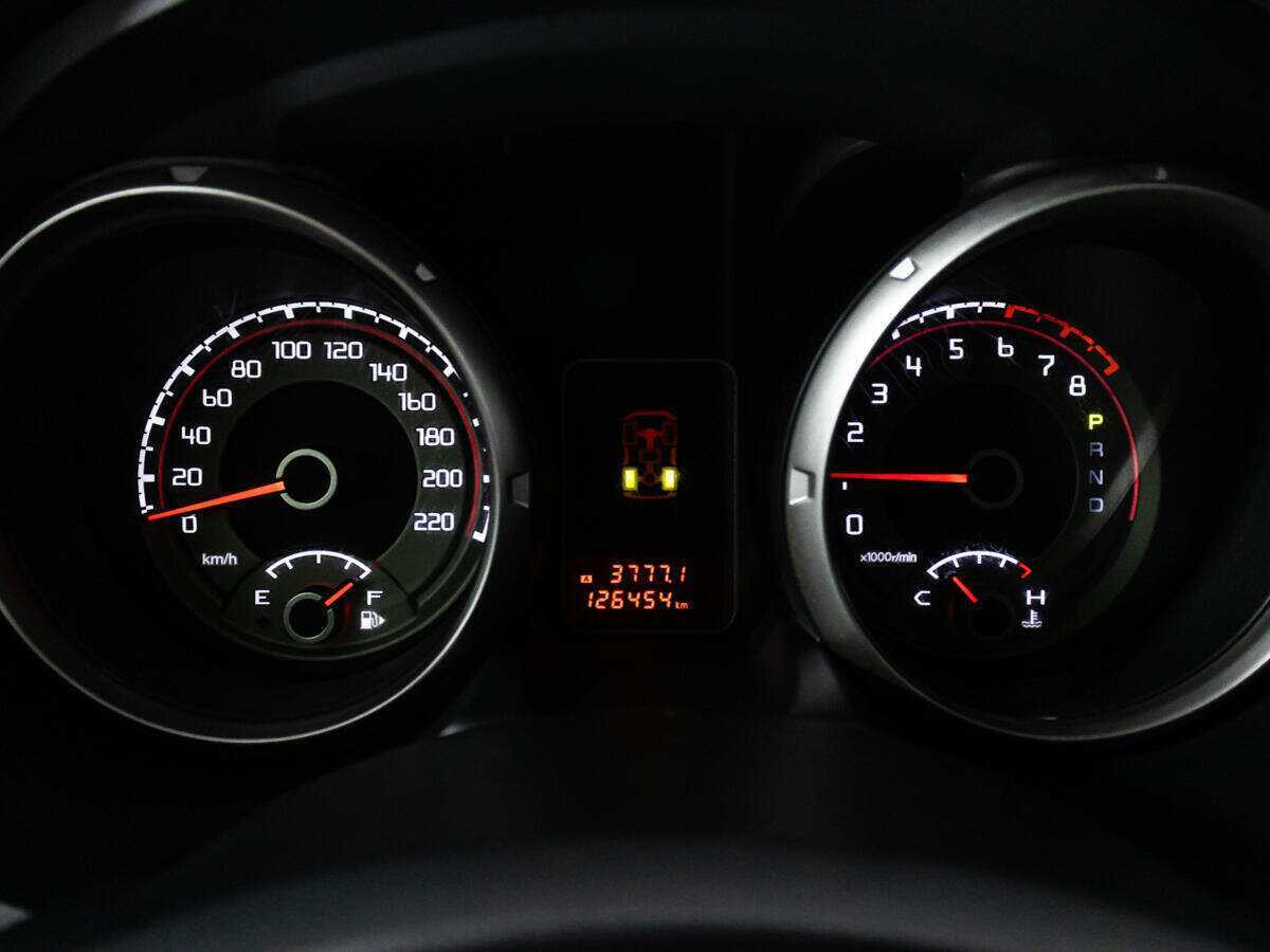 Митсубиши Паджеро б/у, 2015, Автоматическая. Фото: #11