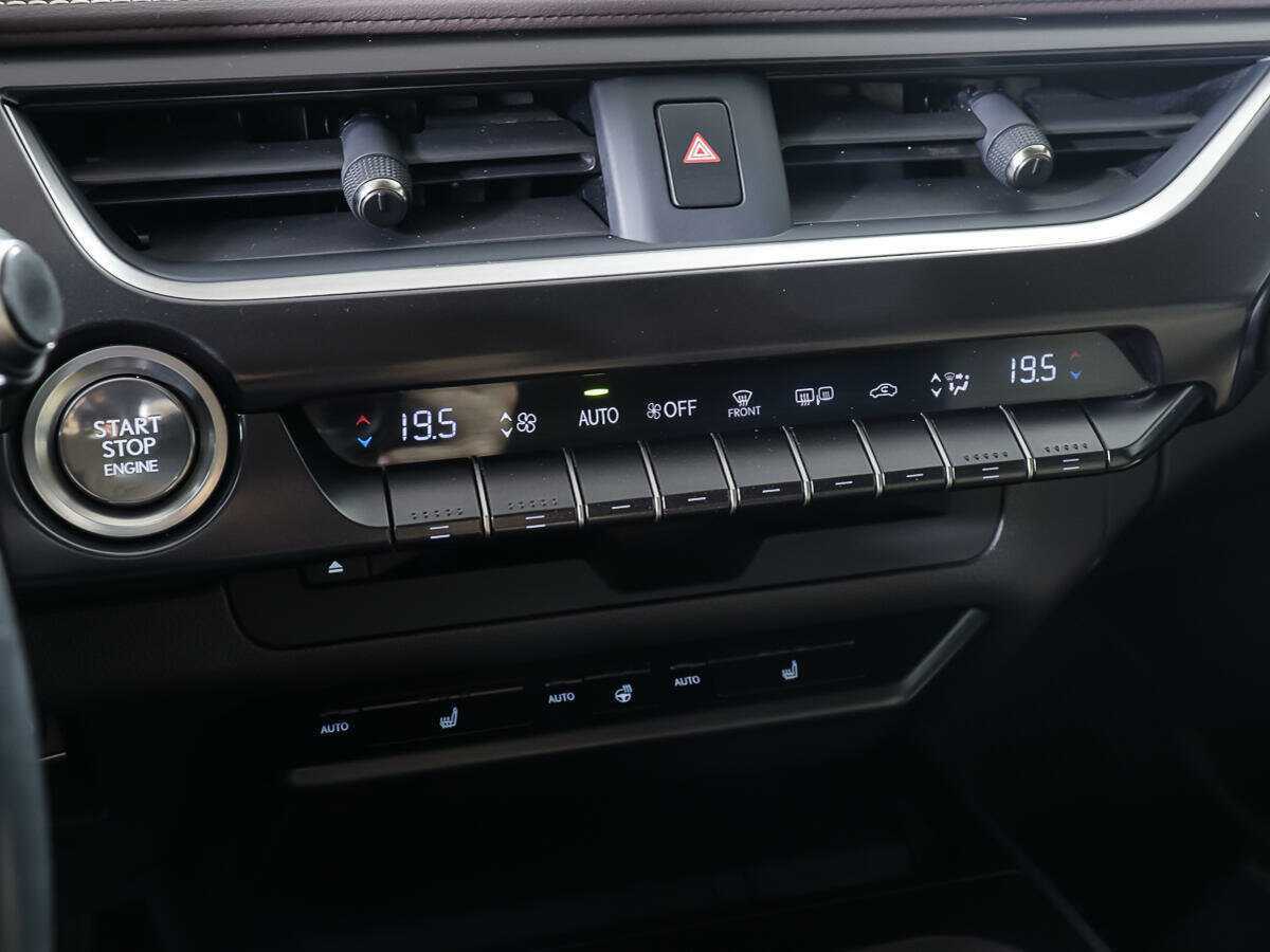 Lexus UX б/у, 2019, Вариатор. Фото: #15