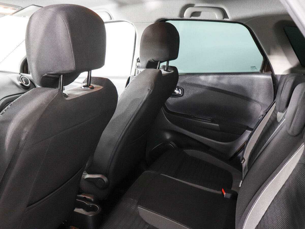 Рено Каптюр б/у, 2017, Автоматическая. Фото: #11