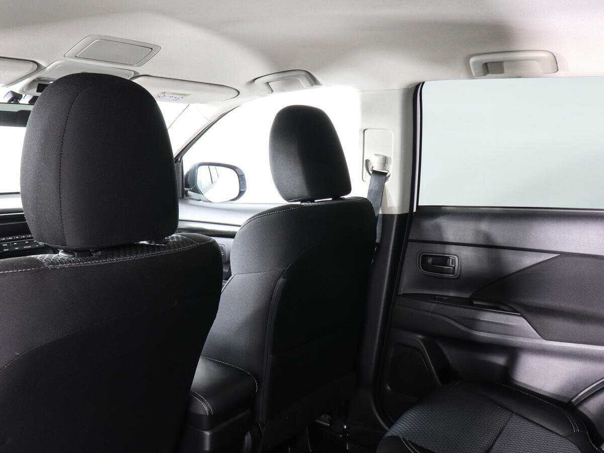 Митсубиши Оутлэндер б/у, 2020, Вариатор. Фото: #9