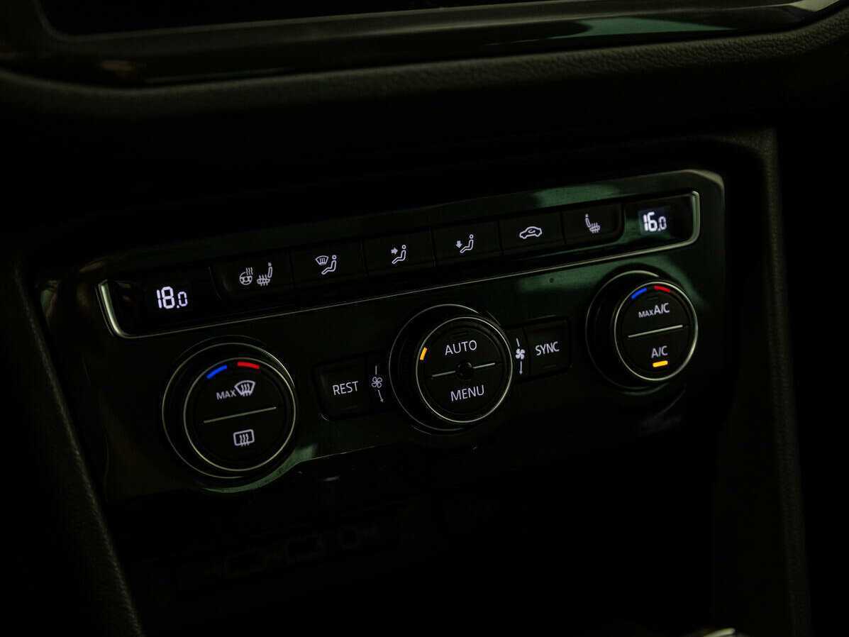 Volkswagen Tiguan б/у, 2019, Роботизированная. Фото: #12