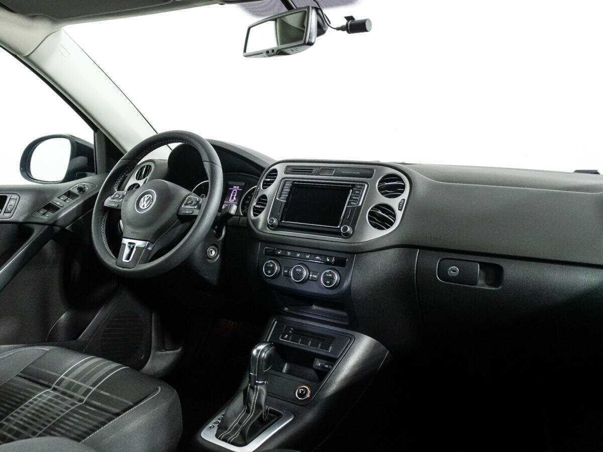 Volkswagen Tiguan б/у, 2015, Автоматическая. Фото: #8