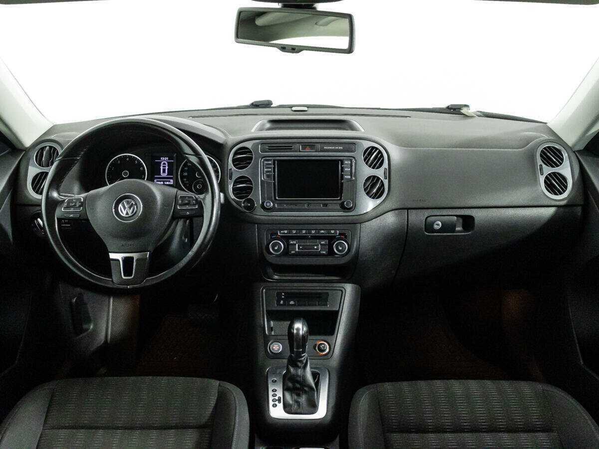 Volkswagen Tiguan б/у, 2013, Автоматическая. Фото: #12