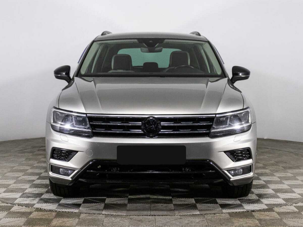 Volkswagen Tiguan б/у, 2019, Механическая. Фото: #1