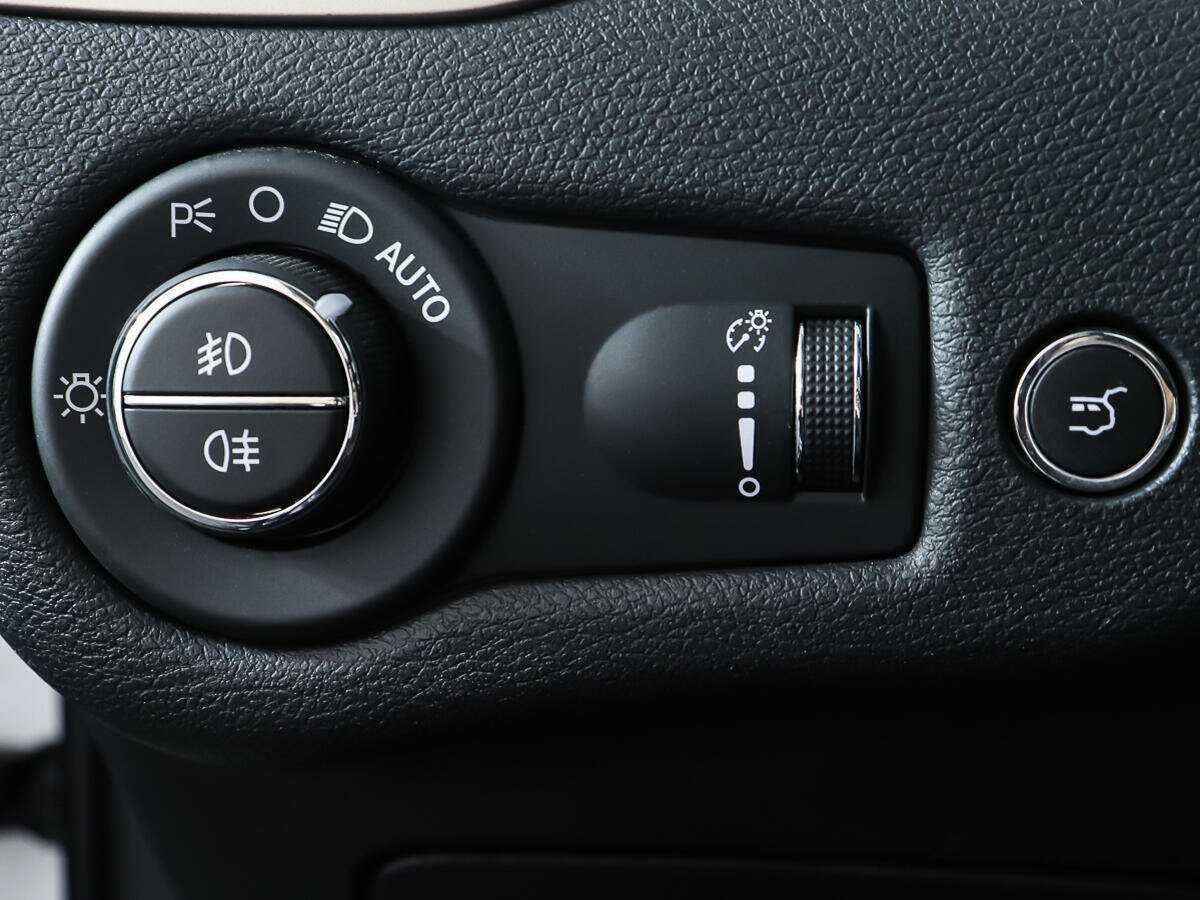 Jeep Cherokee б/у, 2014, Автоматическая. Фото: #16