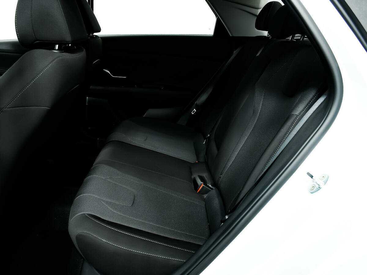 Hyundai Elantra б/у, 2022, Автоматическая. Фото: #11