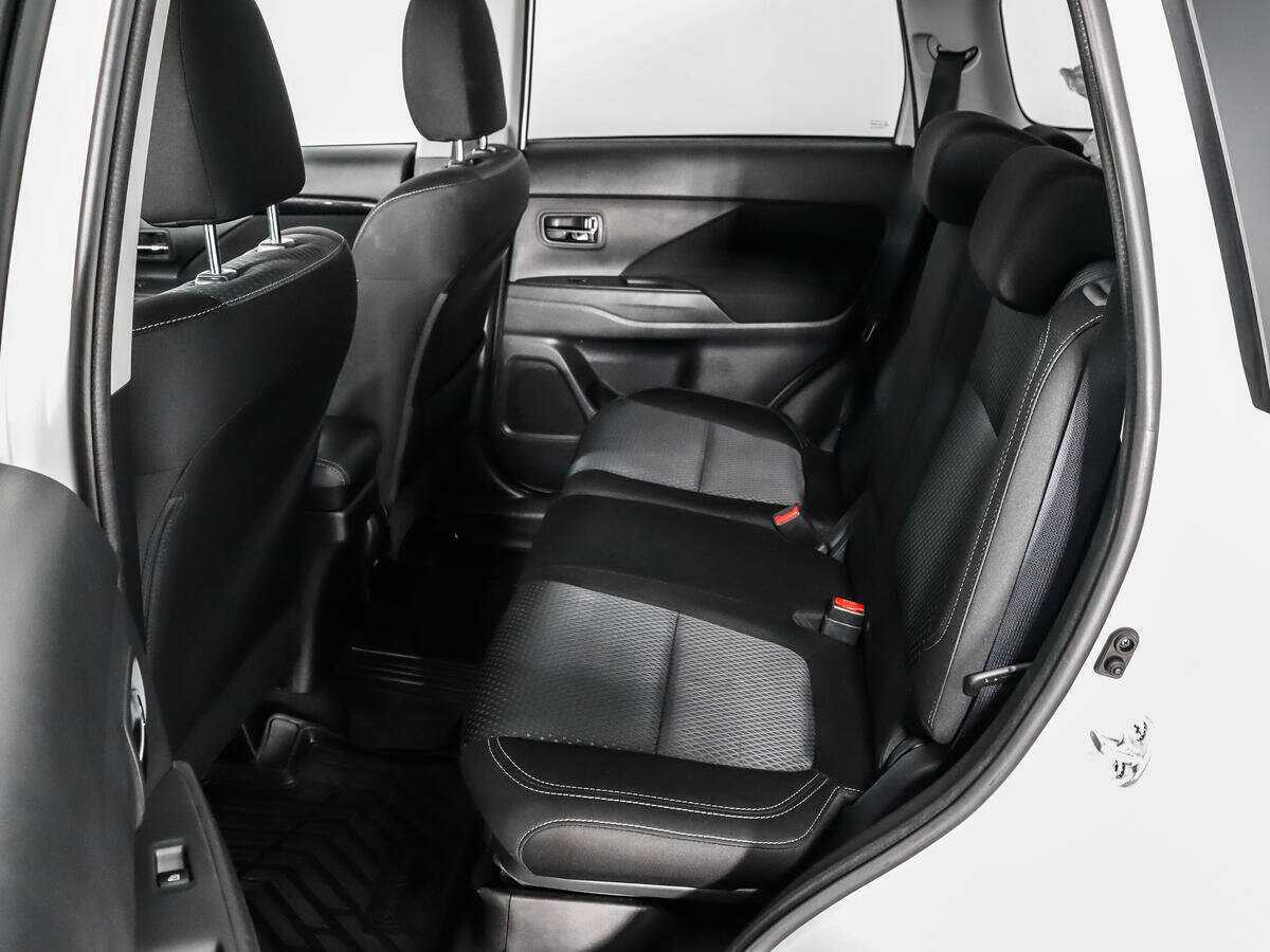 Митсубиши Оутлэндер б/у, 2020, Вариатор. Фото: #10