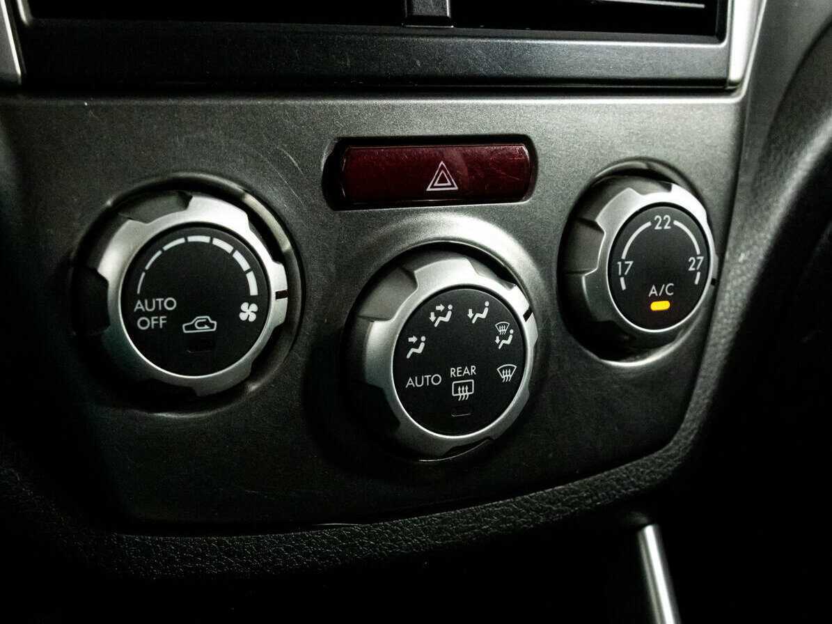 Subaru Forester б/у, 2012, Автоматическая. Фото: #13