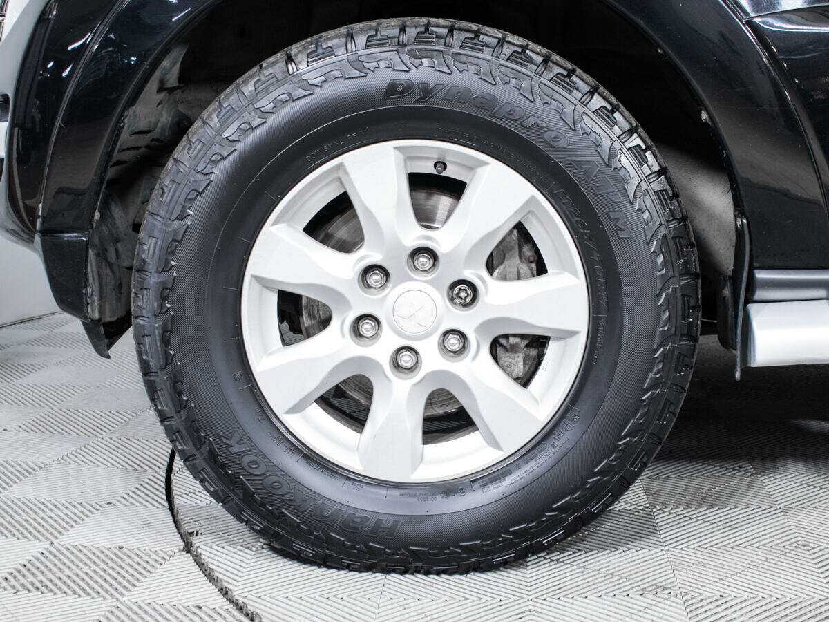 Митсубиши Паджеро б/у, 2014, Автоматическая. Фото: #12