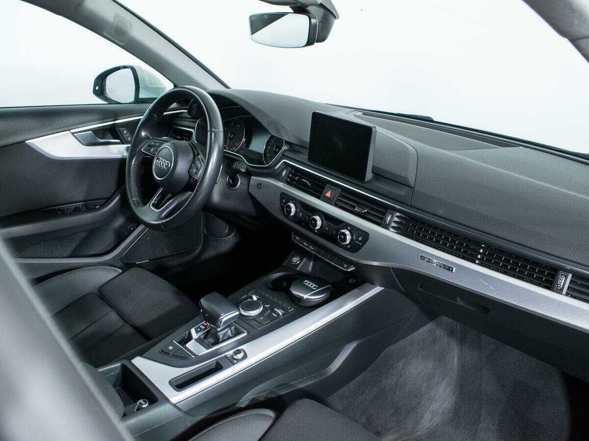 Ауди А4 б/у, 2018, Роботизированная. Фото: #8