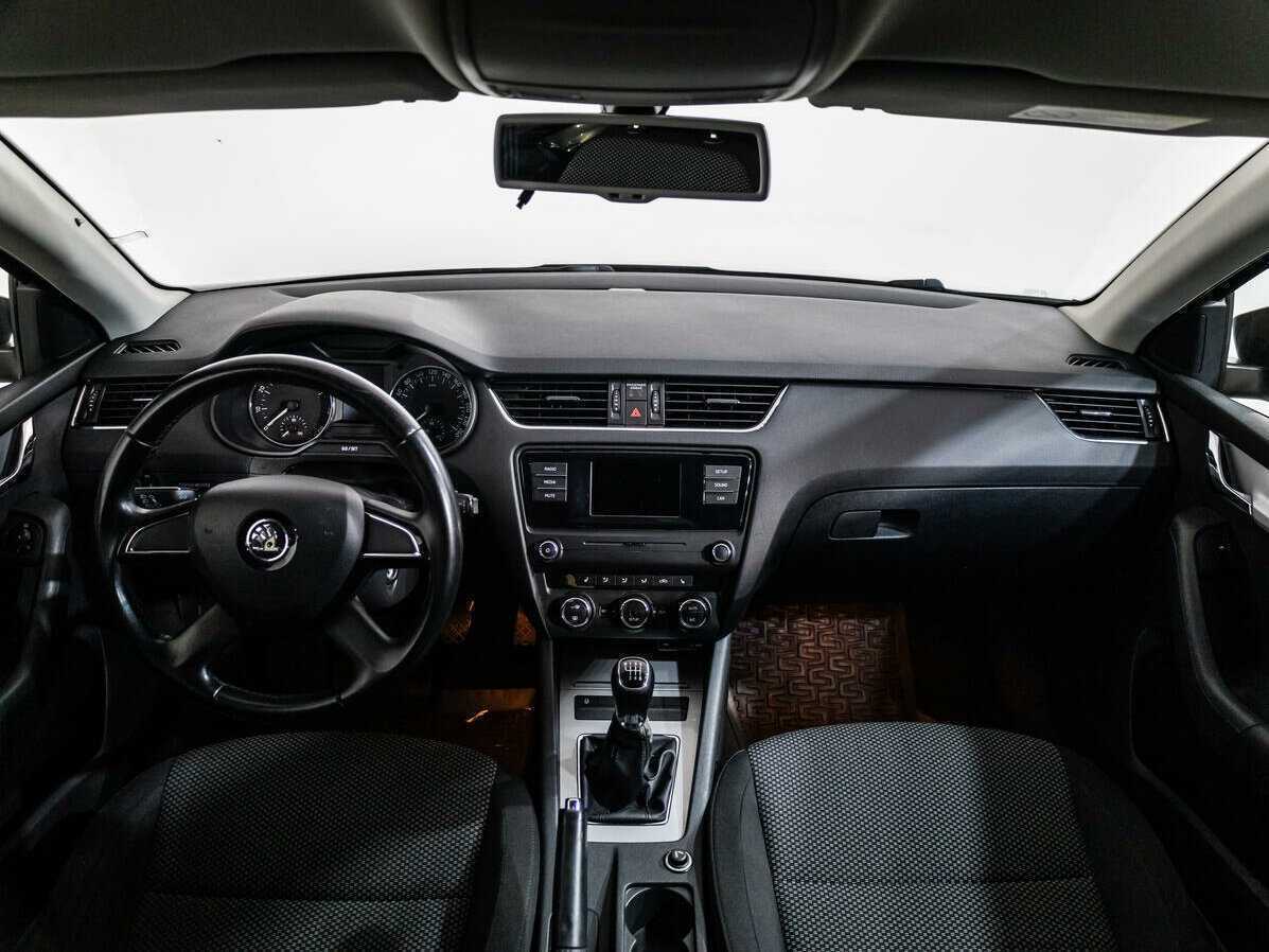 Шкода Октавия б/у, 2014, Механическая. Фото: #11