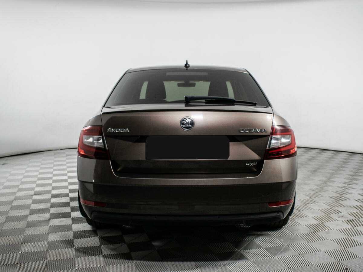 Шкода Октавия б/у, 2018, Роботизированная. Фото: #4