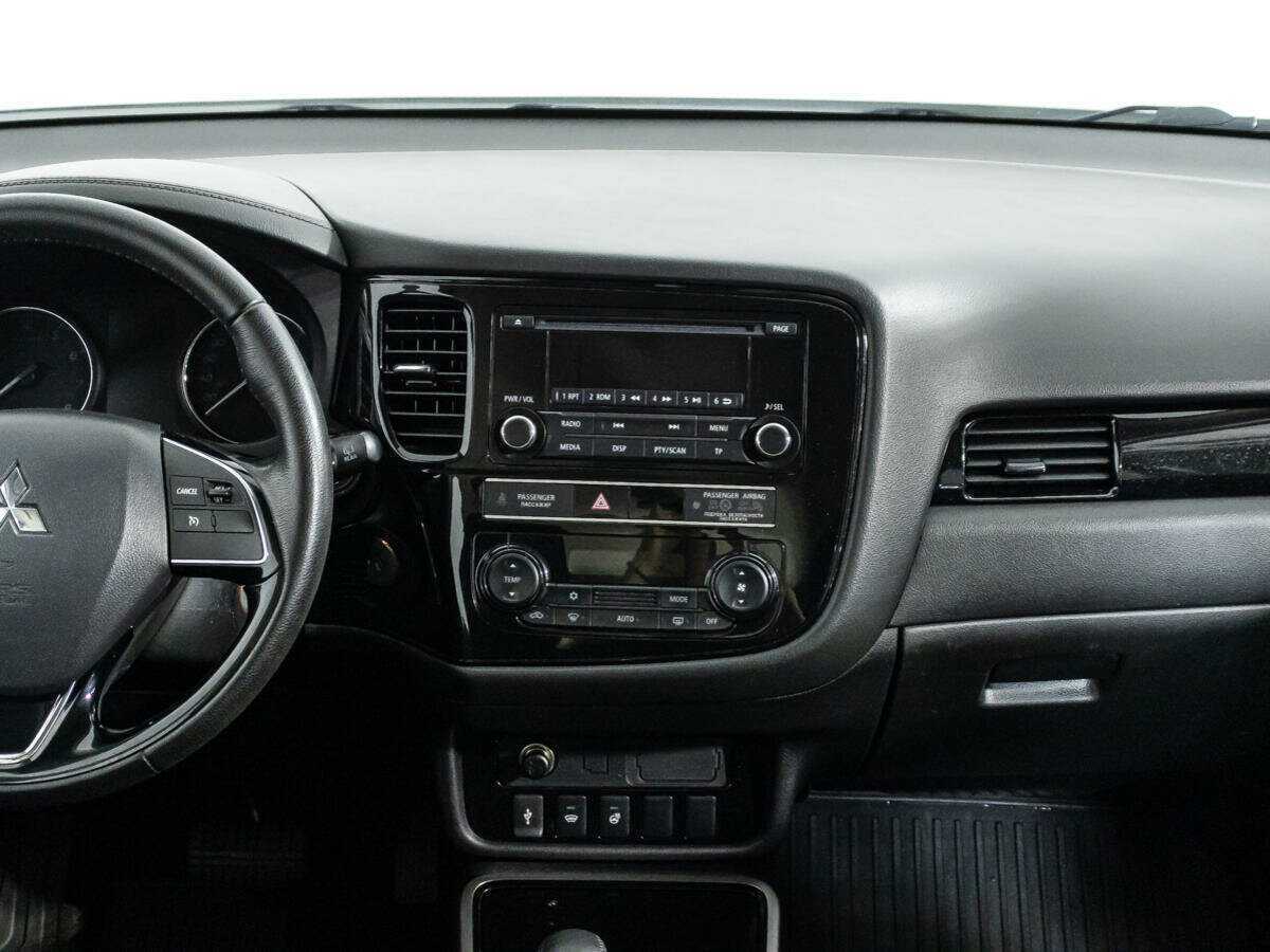 Митсубиши Оутлэндер б/у, 2020, Вариатор. Фото: #13