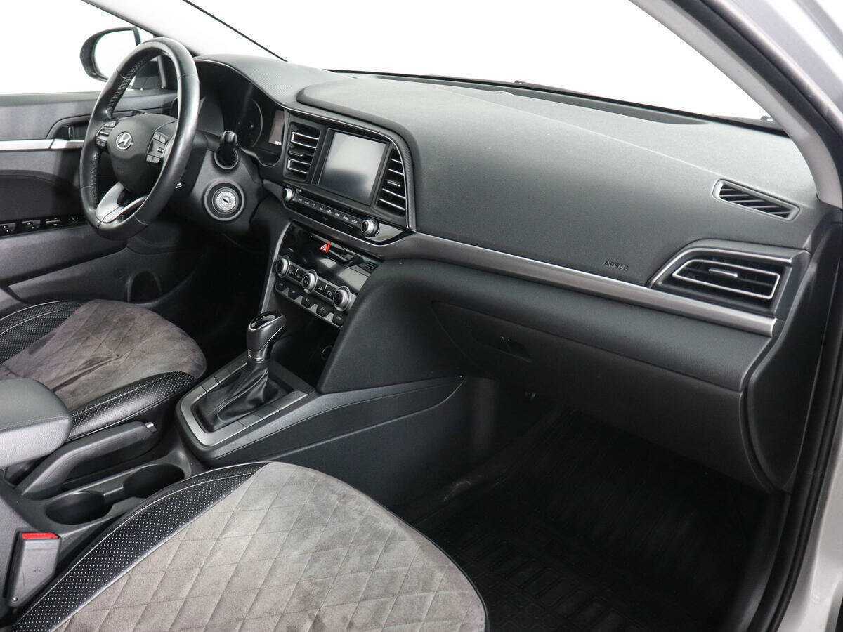 Hyundai Elantra б/у, 2019, Автоматическая. Фото: #9