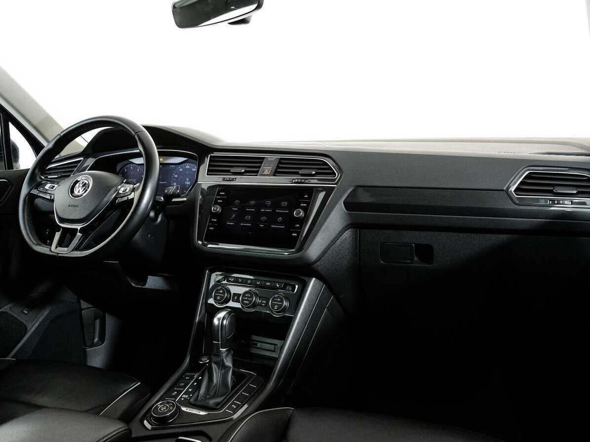 Volkswagen Tiguan б/у, 2017, Роботизированная. Фото: #8