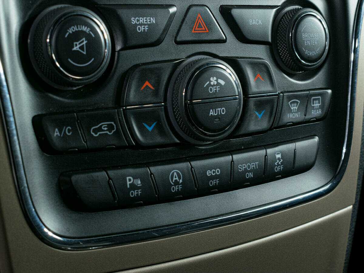 Jeep Grand Cherokee б/у, 2016, Автоматическая. Фото: #18