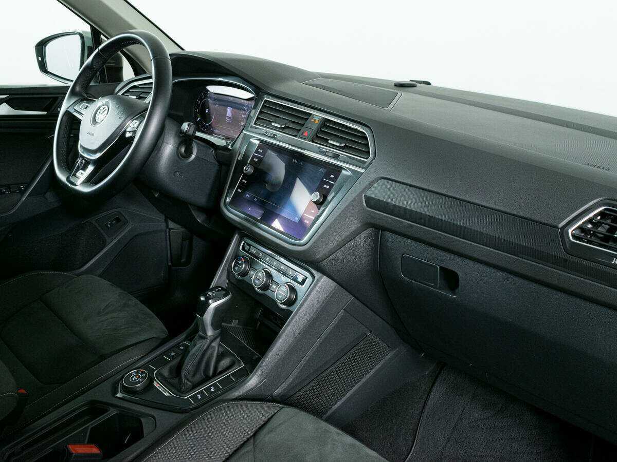 Volkswagen Tiguan б/у, 2018, Роботизированная. Фото: #7