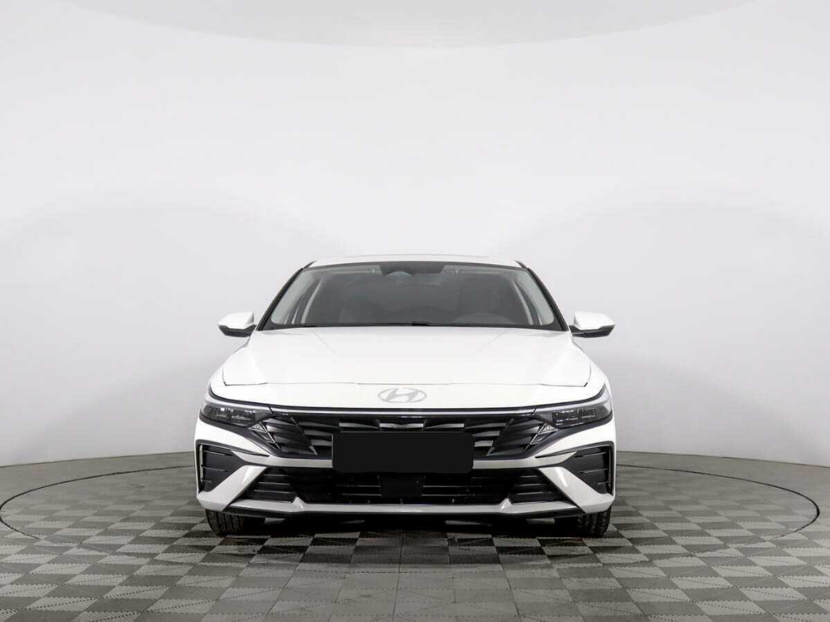 Hyundai Elantra б/у, 2024, Вариатор. Фото: #1