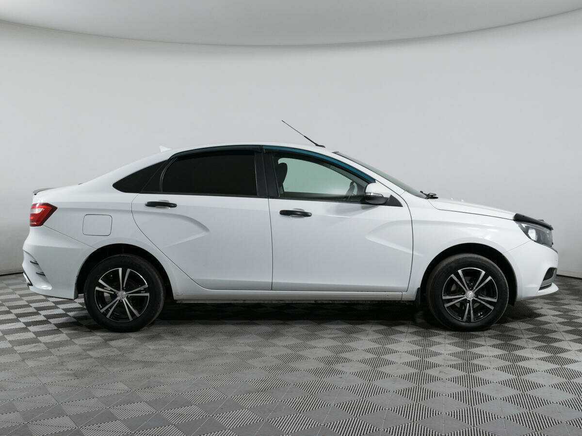 Лада (ВАЗ) Веста б/у, 2019, Механическая. Фото: #3