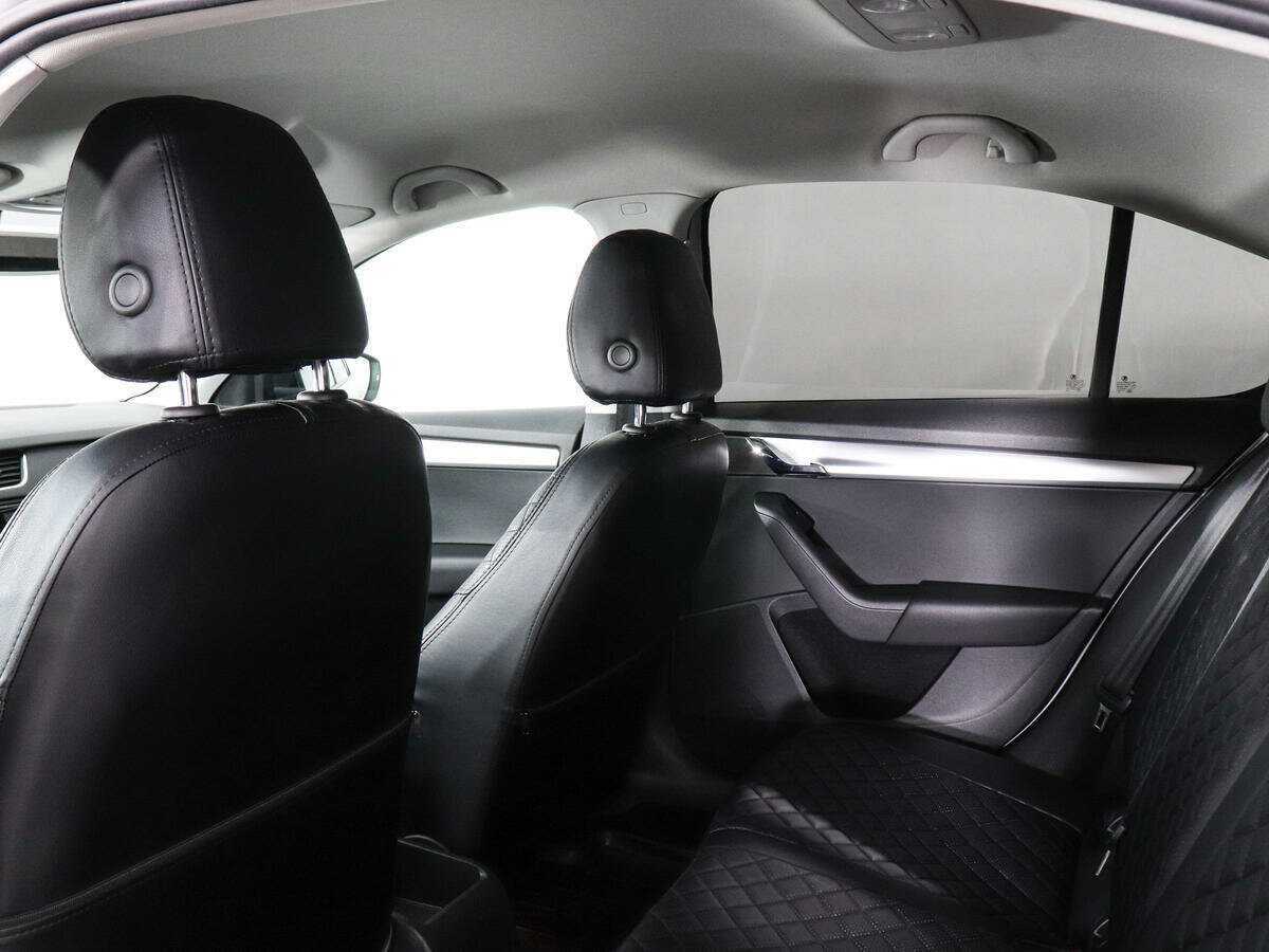 Шкода Октавия б/у, 2018, Роботизированная. Фото: #7