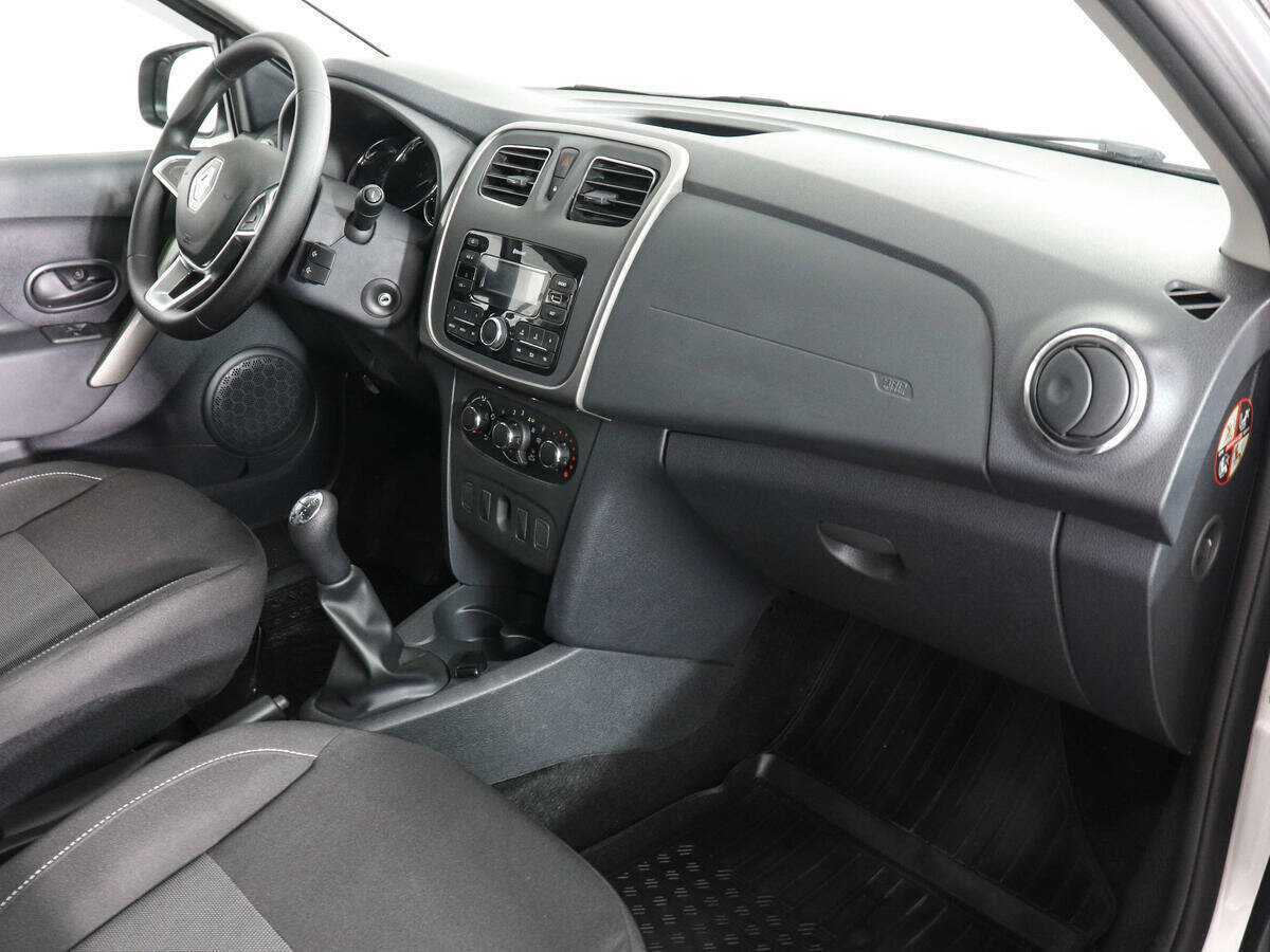 Рено Логан б/у, 2019, Механическая. Фото: #9