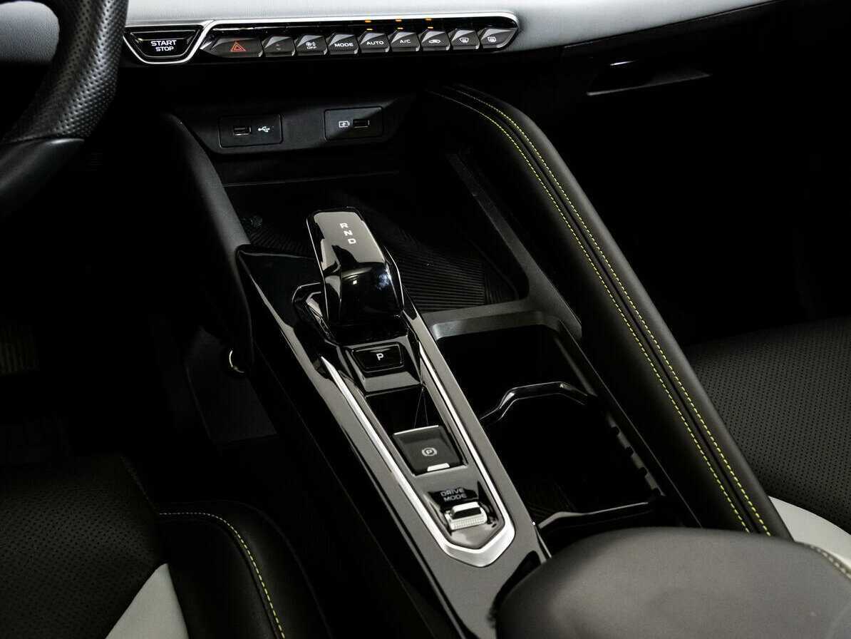 Джили Кулрэй б/у, 2023, Роботизированная. Фото: #10