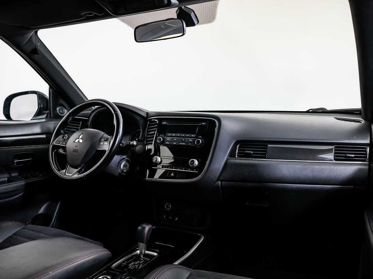 Митсубиши Оутлэндер б/у, 2021, Вариатор. Фото: #6